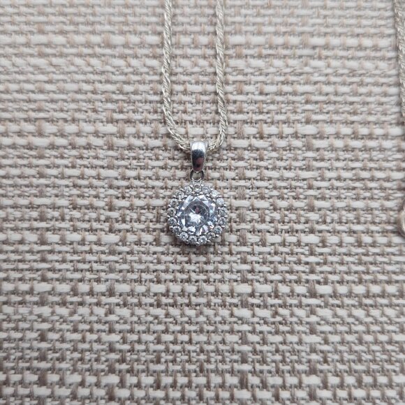 16 Inches Sterling Silver 7mm Halo Cubic Zirconia Pendant Necklace A4220 - Picture 4 of 8